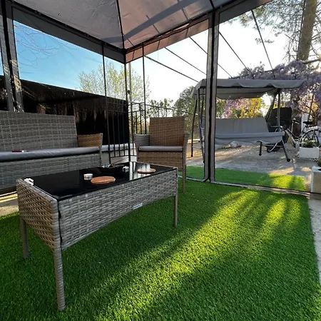 Icarus Near The Beach, By Ionian Luxury Apartment Perama (Corfu)